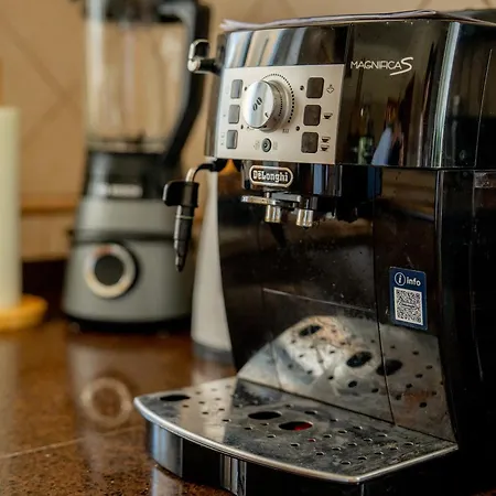 Casa Shani Βίλα *